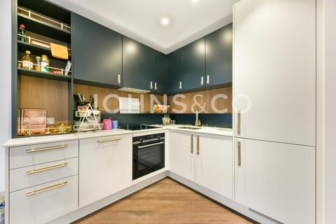 undefined, Eden Grove, Staines-upon-Thames, TW18
