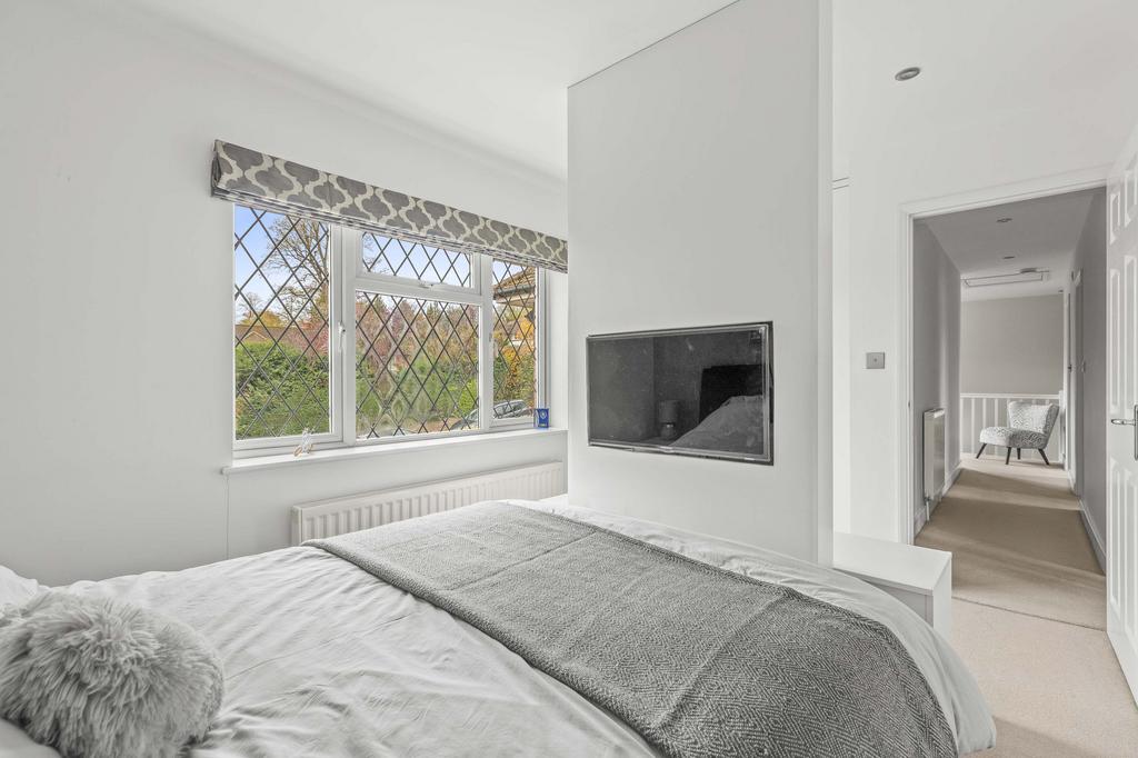 8 Spinfield Lane West, SL7 2 DB (LOW RES)-6