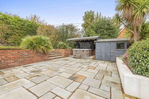 undefined, Spinfield Lane West, Marlow