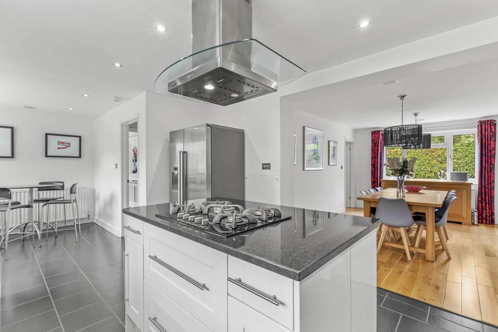8 Spinfield Lane West, SL7 2 DB (LOW RES)-14