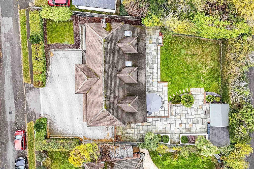 8 Spinfield Lane West, SL7 2 DB Drone (LOW RES)-4