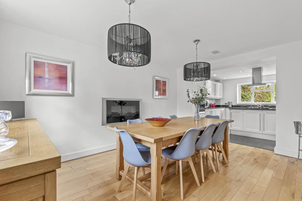 8 Spinfield Lane West, SL7 2 DB (LOW RES)-12