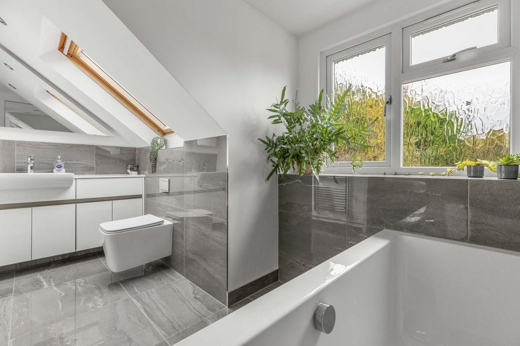 8 Spinfield Lane West, SL7 2 DB (LOW RES)-10