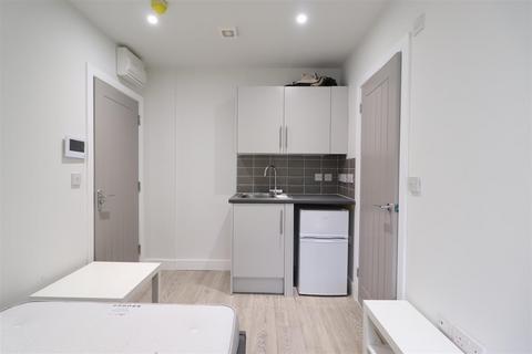 undefined, Maudslay Road, Coventry CV5