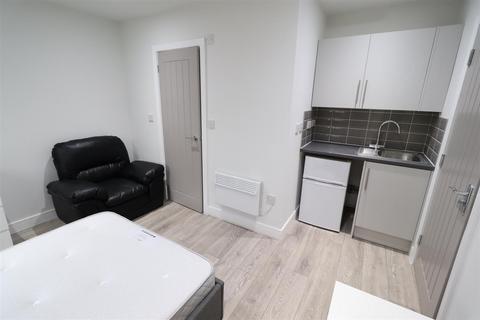 undefined, Maudslay Road, Coventry CV5