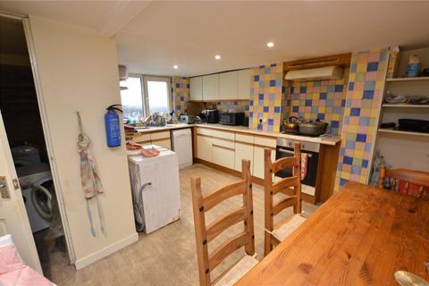 4 bedroom terraced house for sale, Village Place, Leeds, West Yorkshire
