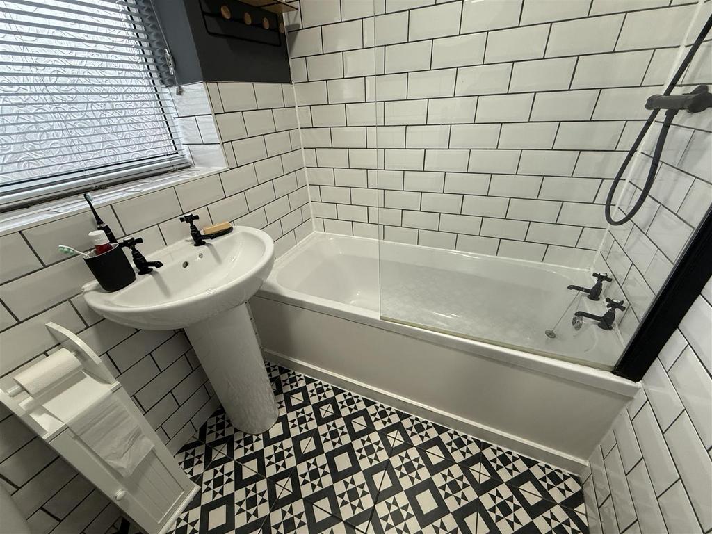 BATHROOM &amp; WC