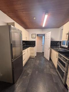 Gordon Road, Chadwell Heath, Essex, RM6 6DB, UK