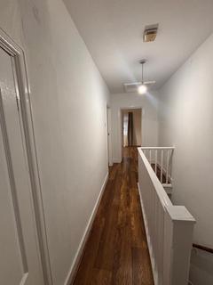 3 bedroom detached house to rent, Gordon Road, Chadwell Heath, Essex, RM6 6DB, UK