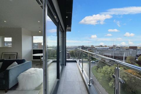 3 bedroom flat for sale, Poole