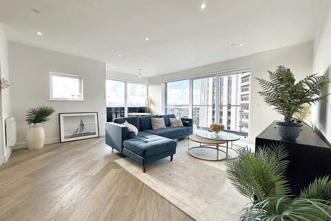 3 bedroom flat for sale, Poole