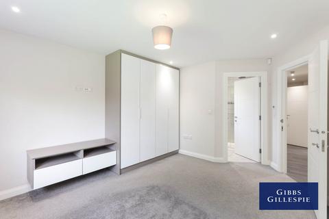 undefined, Swakeleys Road, Uxbridge, UB10