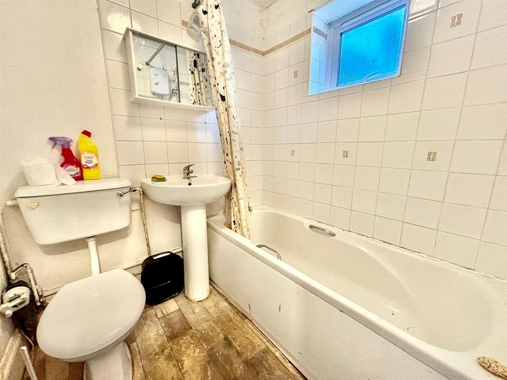 GF Bathroom