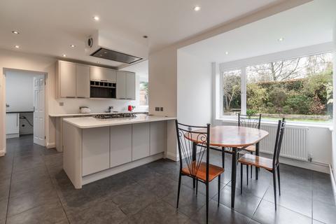 4 bedroom detached house for sale, Wimborne Road, South Knighton, LE2