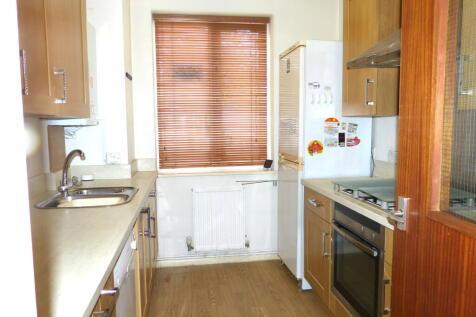 85138 flat finchley road london greater london nw