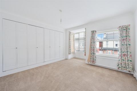 undefined, Ferndale Road, Banstead