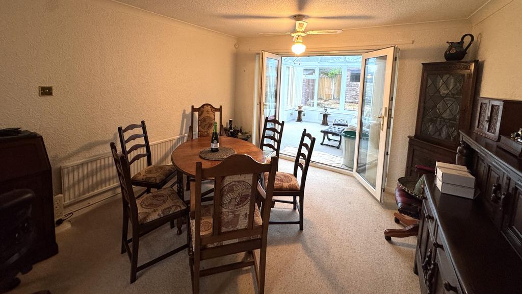 Second living area