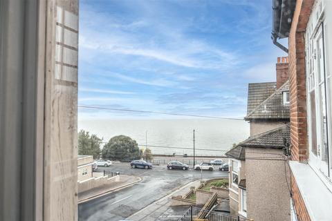 2 bedroom flat for sale, PALMERSTON ROAD, Westcliff-On-Sea
