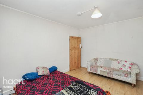 undefined, Courtfield Avenue, Harrow
