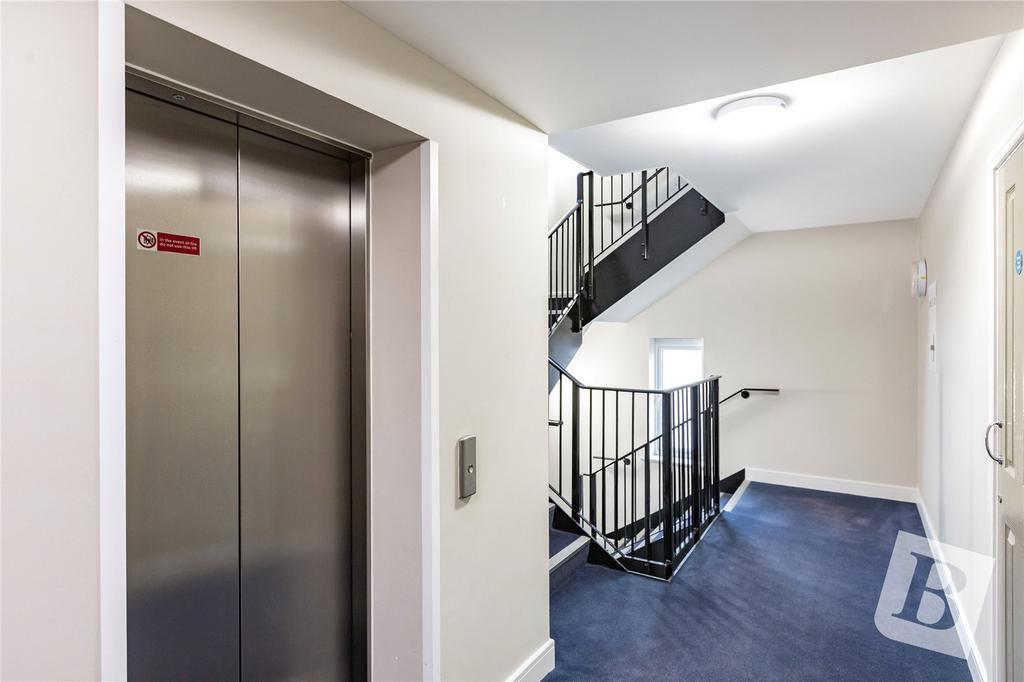 Communal Stairs/Lift