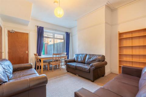 4 bedroom terraced house to rent, £105pppw - Warwick Street, Heaton, NE6