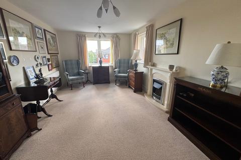 1 bedroom retirement property for sale, 36 Goodes Court, Royston, Hertfordshire SG8 5FF