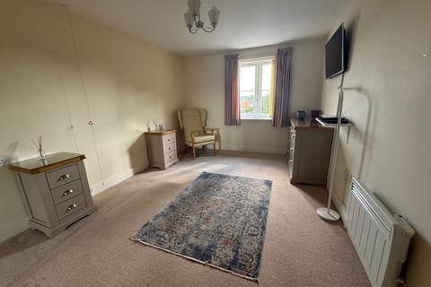 1 bedroom retirement property for sale, 36 Goodes Court, Royston, Hertfordshire SG8 5FF
