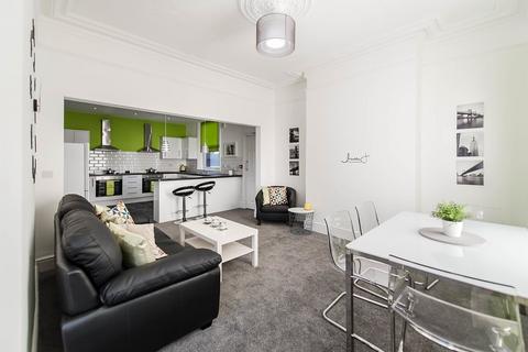 12 bedroom house share to rent, Stockport Road, Ashton Under Lyne,