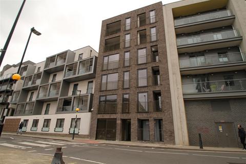 1 bedroom apartment to rent, Bow Common Lane, London