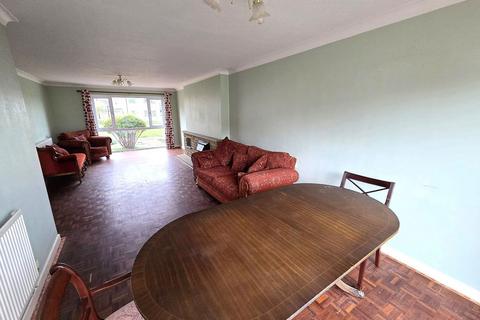 3 bedroom semi-detached house for sale, Almond Drive, Sandy SG19