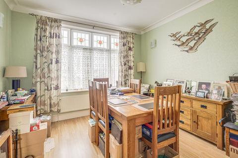 undefined, Torquay Drive, Leigh-on-sea, SS9