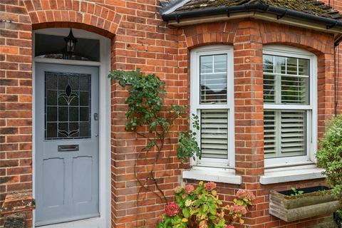 4 bedroom semi-detached house for sale, Madan Road, Westerham, Kent, TN16