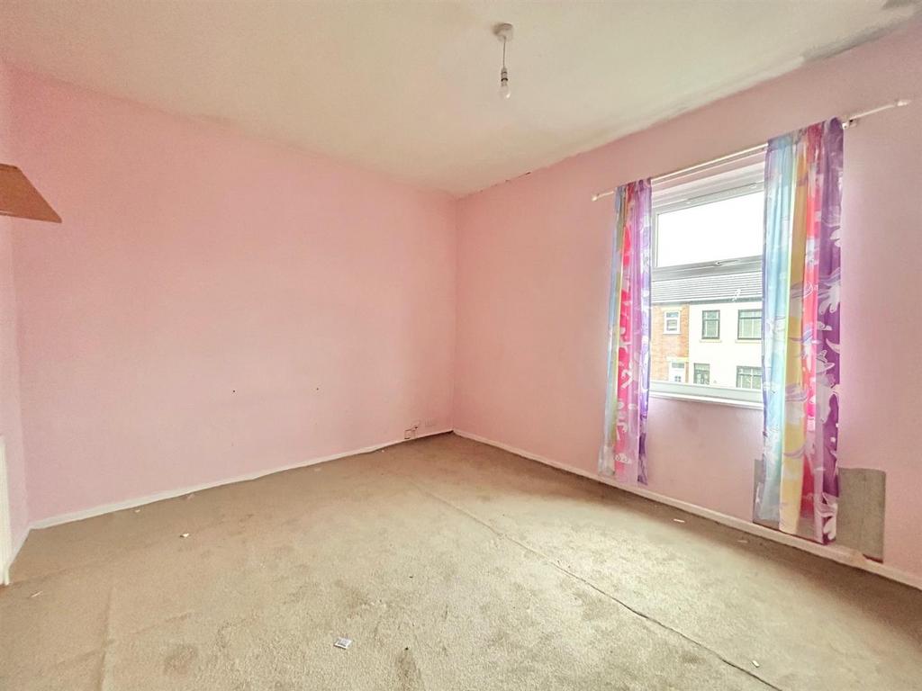 Bedroom1.jpg