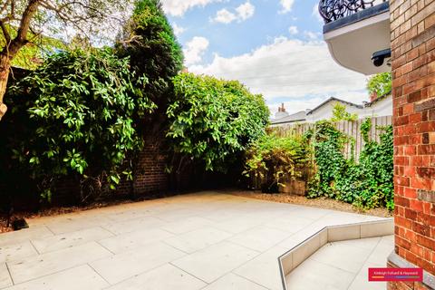 3 bedroom flat to rent, Inglewood Road, West Hampstead, London, NW6