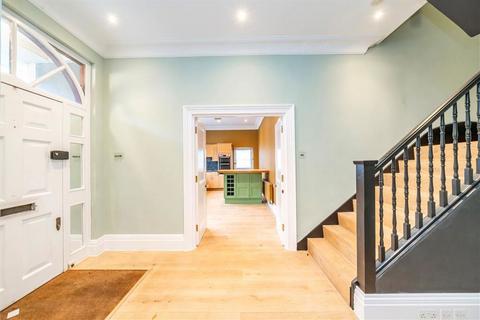 undefined, Hereford Square, London SW7