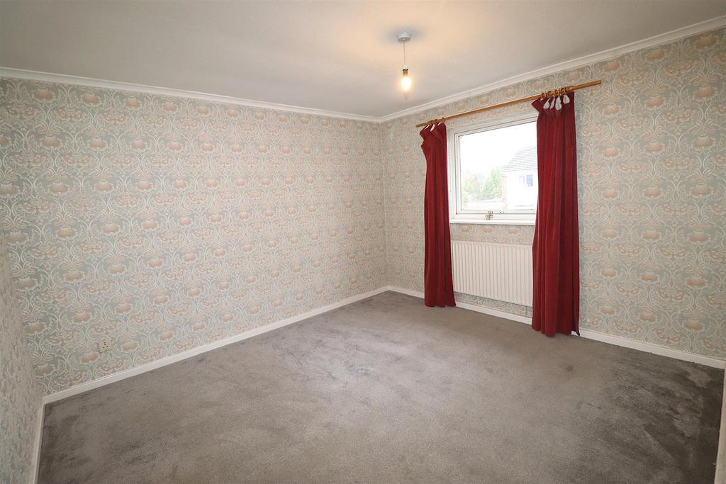 Bedroom 2.JPG