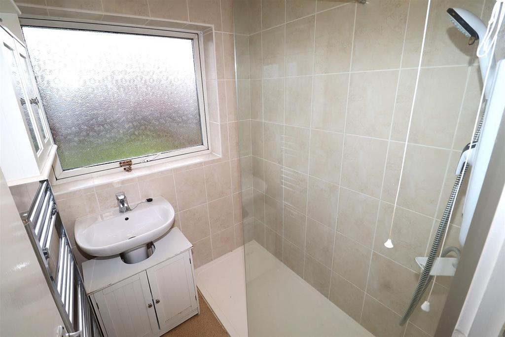 Bathroom.JPG