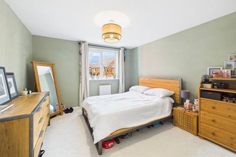 undefined, De Lisle Bush Way, Great Oldbury, Stonehouse, Gloucestershire, GL10