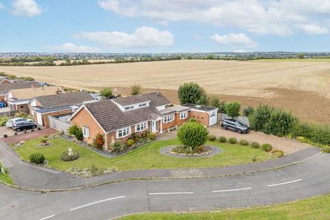 3 bedroom detached bungalow for sale, Warkton Lane, Kettering NN15