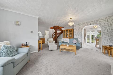 3 bedroom detached bungalow for sale, Warkton Lane, Kettering NN15