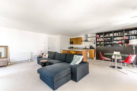 2 bedroom flat to rent, Carronade Court, Holloway, London, N7