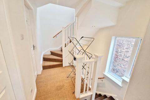 5 bedroom detached house for sale, Harrington Drive, Nottingham NG7 1JN