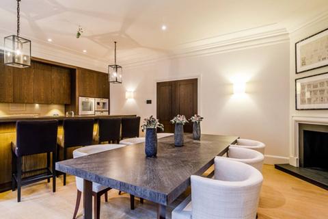 3 bedroom flat to rent, Duke Street, Mayfair, London, W1K