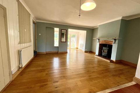 undefined, Wilby Farm Cottages, Church Road, Wilby,