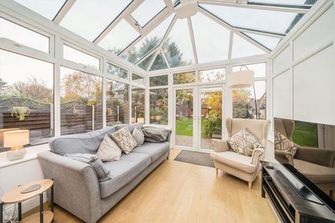 3 bedroom semi-detached house for sale, Beresford Avenue, Surbiton KT5