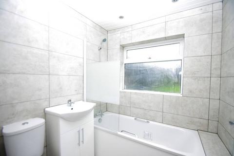 3 bedroom terraced house to rent, Watford, Watford, WD18
