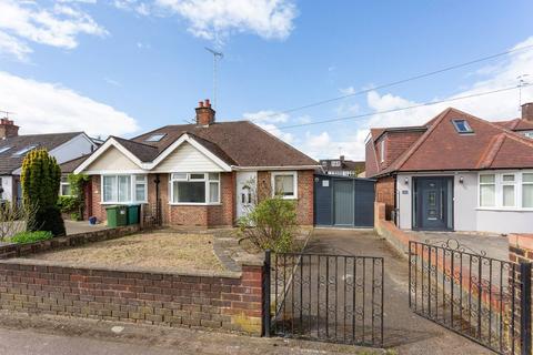 2 bedroom bungalow to rent, Radlett Road, WD24, Watford, WD24