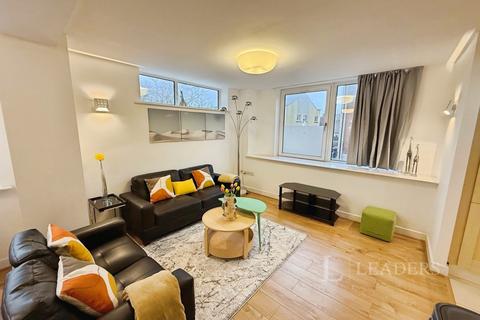 2 bedroom flat to rent, High Street, Southampton, SO14