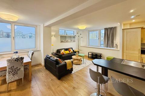 2 bedroom flat to rent, High Street, Southampton, SO14