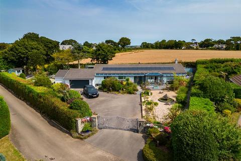 undefined, Mawnan Smith | South Cornwall